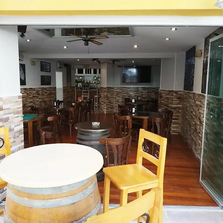 Отель Canton Сан-Висенте-де-ла-Баркера